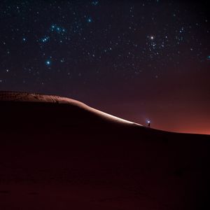 Preview wallpaper lonely, loneliness, desert, starry sky
