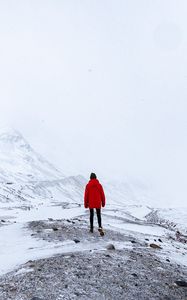 Preview wallpaper lonely, loneliness, mountains, snow