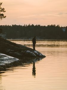 Preview wallpaper lonely, loneliness, shore, water