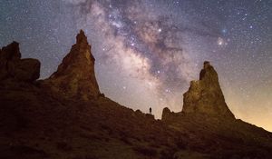 Preview wallpaper lonely, loneliness, starry sky, mountains, silhouette