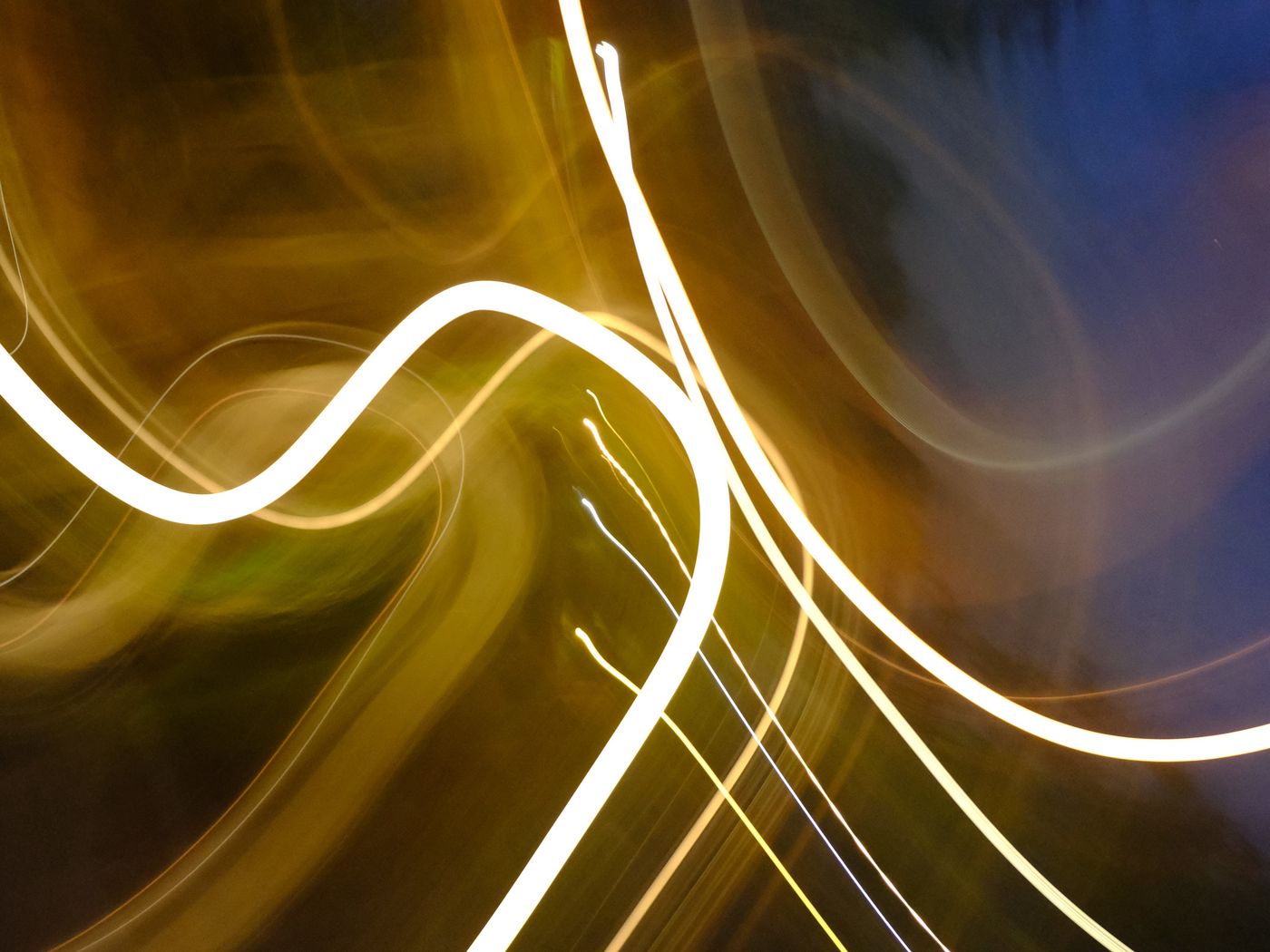 1400x1050 Wallpaper long exposure, freezelight, glow, lines