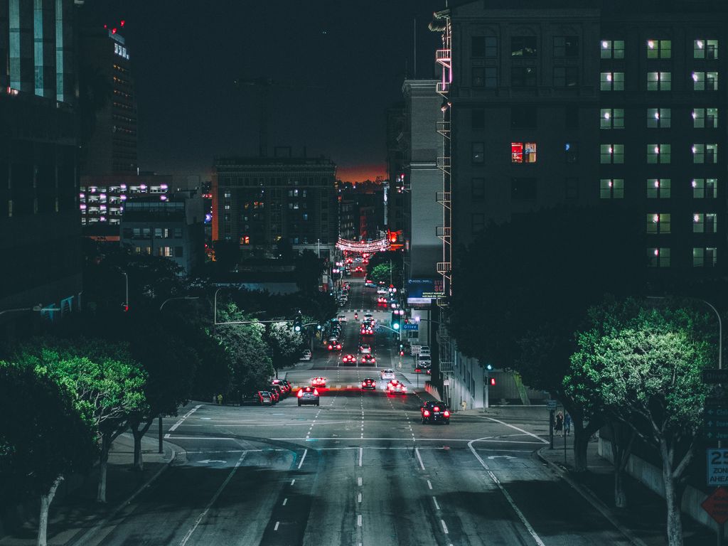 1024x768 Wallpaper los angeles, night city, road, traffic
