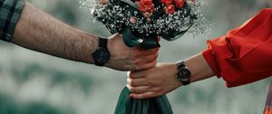 Preview wallpaper love, hands, bouquet, roses, flowers