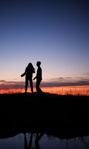 Preview wallpaper love, together, silhouette, dusk