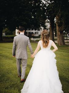 Preview wallpaper love, wedding, lovers, grass