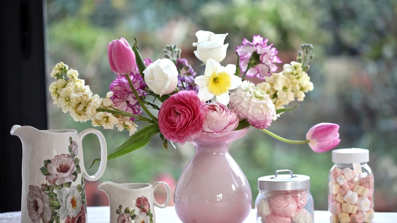 Wallpaper lucius, ranunkulyus, rose, peony, carnation, bouquet, marshmallows, jugs