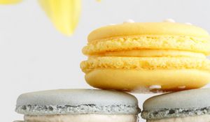 Preview wallpaper macarons, cake, dessert, pastries, flower