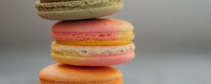 Preview wallpaper macarons, cookies, colorful, dessert, macro