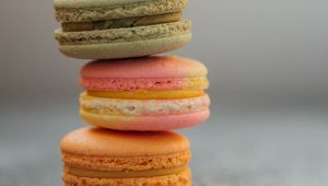 Preview wallpaper macarons, cookies, colorful, dessert, macro