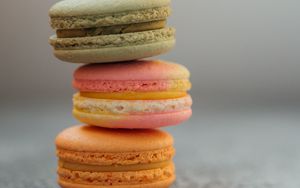 Preview wallpaper macarons, cookies, colorful, dessert, macro