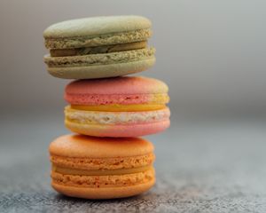 Preview wallpaper macarons, cookies, colorful, dessert, macro