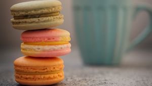 Preview wallpaper macarons, cookies, colorful, cup