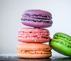 Preview wallpaper macaroons, almond biscuits, pastries, colorful