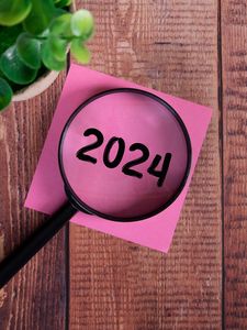 Preview wallpaper magnifying glass, 2024, numbers, new year, wood