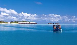 Preview wallpaper maldives, tropics, sea, island, boat
