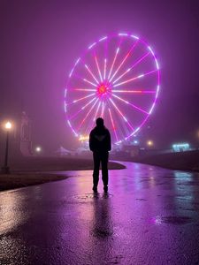 Preview wallpaper man, alone, ferris wheel, neon, fog, night