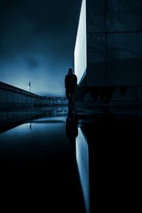 Preview wallpaper man, alone, loneliness, dark, night
