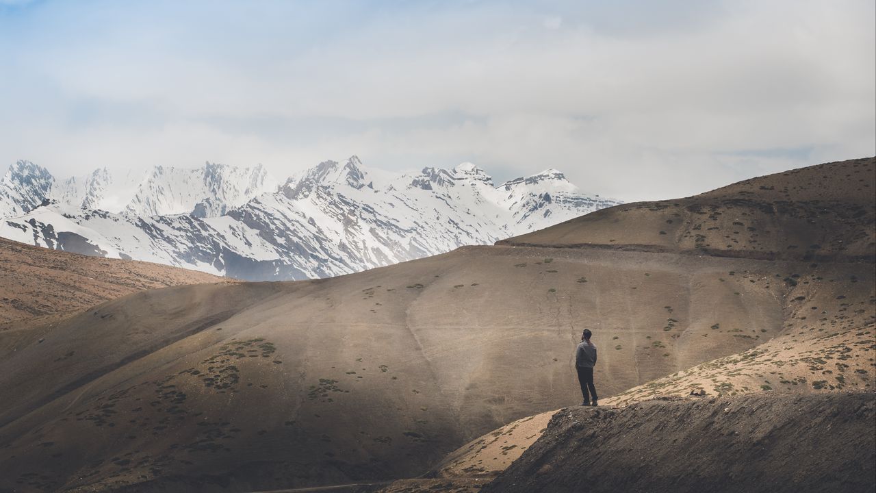 Wallpaper man, alone, mountains, snow, view, nature