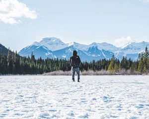 Preview wallpaper man, alone, snow, winter, nature