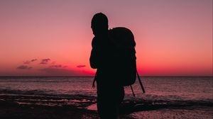 Preview wallpaper man, backpack, silhouette, beach, dark