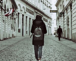 Preview wallpaper man, backpack, street, city, style