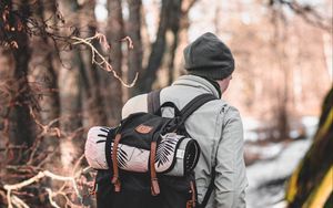 Preview wallpaper man, backpack, tourist, travel, nature