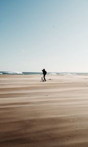 Preview wallpaper man, beach, alone, photographer, nature