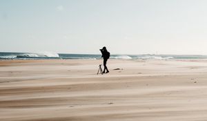 Preview wallpaper man, beach, alone, photographer, nature