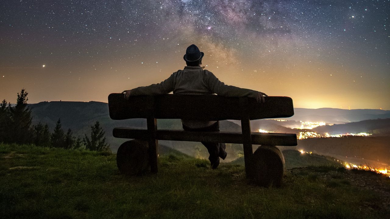 Wallpaper man, bench, starry sky