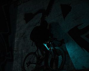 Preview wallpaper man, bike, dark, silhouette, darkness