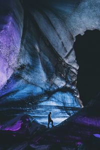 Preview wallpaper man, cave, dark, alone