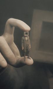 Preview wallpaper man, cube, fingers, hand, art