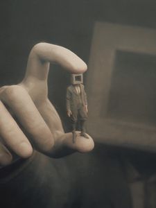 Preview wallpaper man, cube, fingers, hand, art