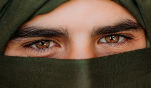 Preview wallpaper man, eyes, mask, face, glance