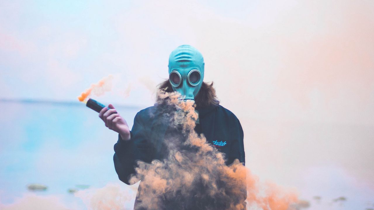 Wallpaper man, gas mask, mask, smoke