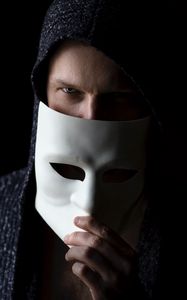 Preview wallpaper man, glance, mask, anonymous, dark