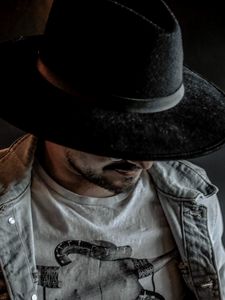 Preview wallpaper man, hat, black, style