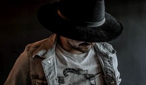 Preview wallpaper man, hat, black, style