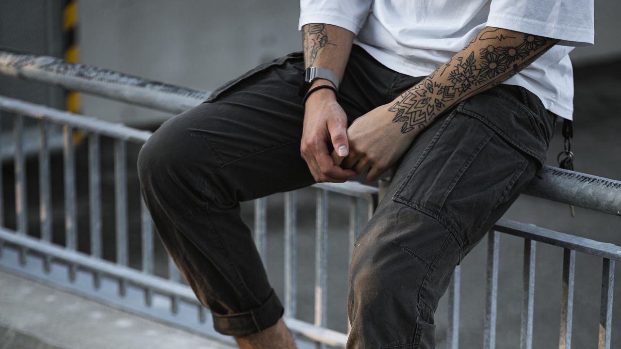 Wallpaper man, legs, style, sneakers, tattoo hd, picture, image