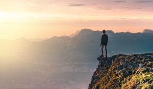Preview wallpaper man, loneliness, alone, mountains, solitude