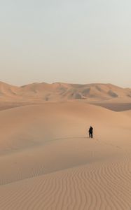 Preview wallpaper man, loneliness, alone, desert, dunes