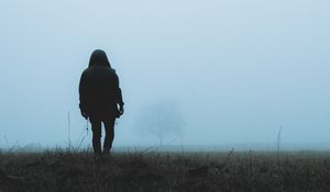 Preview wallpaper man, loneliness, fog, grass