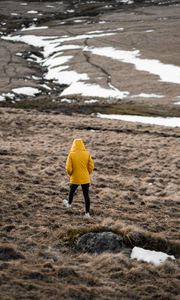 Preview wallpaper man, loneliness, jacket, yellow, walk