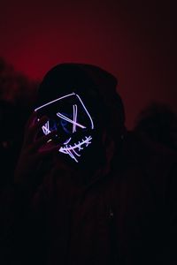 Preview wallpaper man, mask, neon, glow, dark