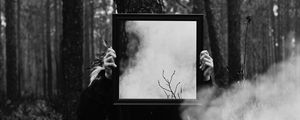 Preview wallpaper man, mirror, smoke, bw, forest