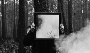 Preview wallpaper man, mirror, smoke, bw, forest