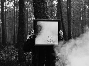 Preview wallpaper man, mirror, smoke, bw, forest