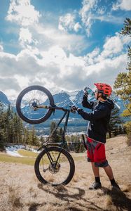 Preview wallpaper man, mountain bike, bike, mountains, sport