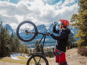 Preview wallpaper man, mountain bike, bike, mountains, sport