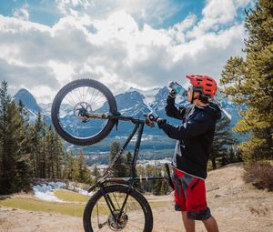 Preview wallpaper man, mountain bike, bike, mountains, sport